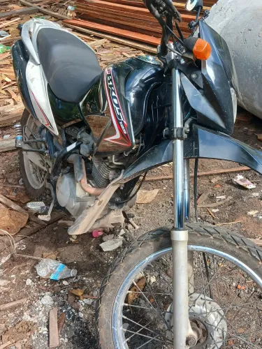 Honda bros 125/Es