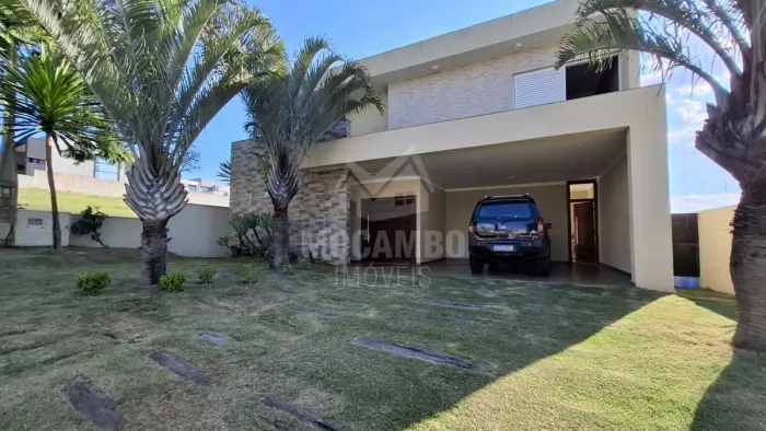 Casa em Condomínio : / Residencial / Condomínio Sete Lagos