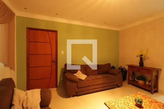 Casa à Venda - Vila Assunção, 4 Quartos, 140 m2