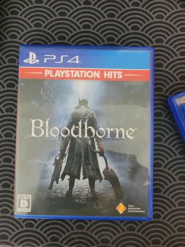 BloodBorne - PS4 (Edição Japonesa)