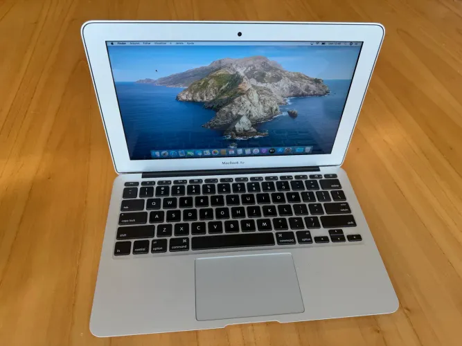 MacBook Air 2012, 11 pol, Intel Core i5 Dual-Core, 4gb ram, 121gb armaz.