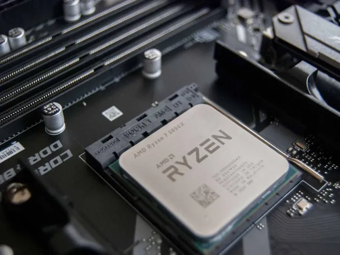 RYZEN 5800X