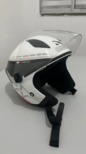 Capacete norisk Itália aberto
