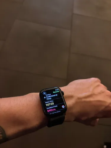 Apple Watch Series 9 45mm - Pulseira Loop Original