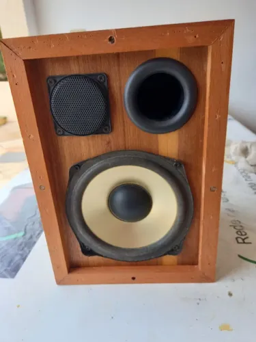 caixas acusticas 30w