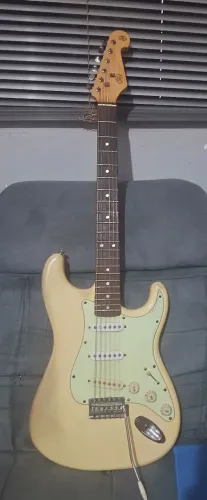 Vendo guitarra sx