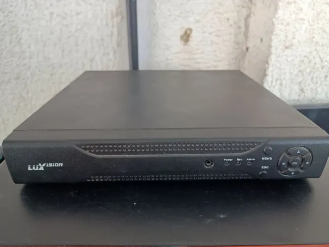 Vendo DVR Luxvision Stand Alone 5708T-S 8 Canais, sem senha, funcionando. LEIA.