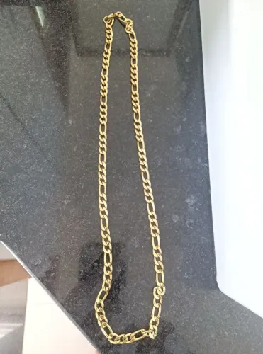 Vendo cordão dourado não é ouro