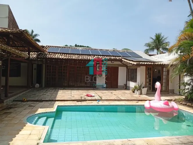 Recreio dos Bandeirantes | Casa de Condomínio 4 quartos, sendo 3 suites