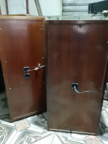 2 cx acustica triwey forrada e tela frontal