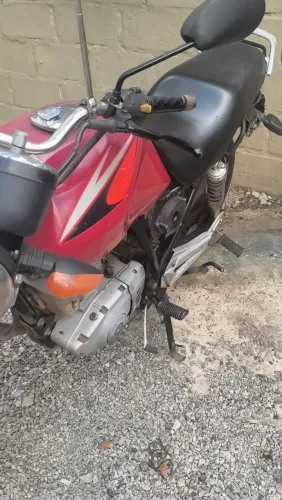 Moto Suzuki Yes 125