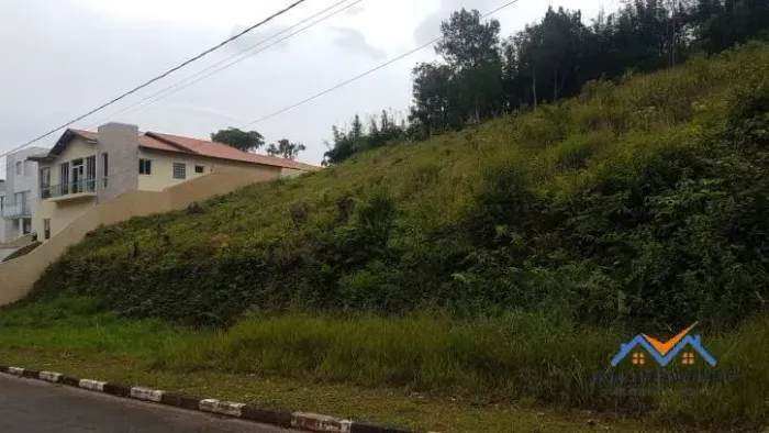 Terreno à Venda Condomínio Arujazinho I, II e III