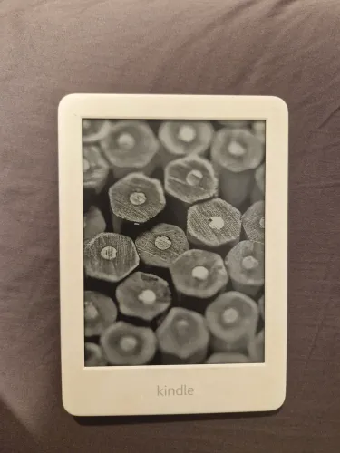 Vendo Kindle 10 geração em perfeito estado