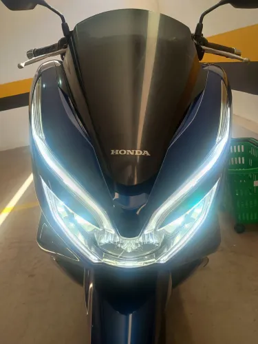 PCX 150 2021 impecável sem detalhe raridade 22 vezes cartão troca o carro ou moto