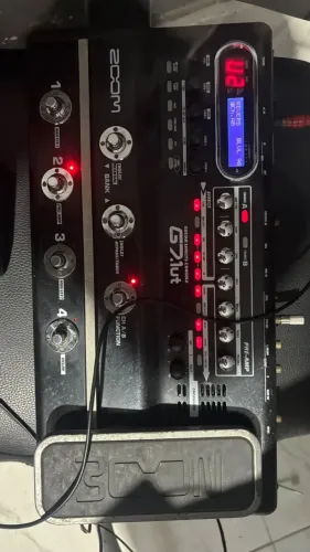 Pedaleira Zoom G7.1ut Multiefeitos com Válvula