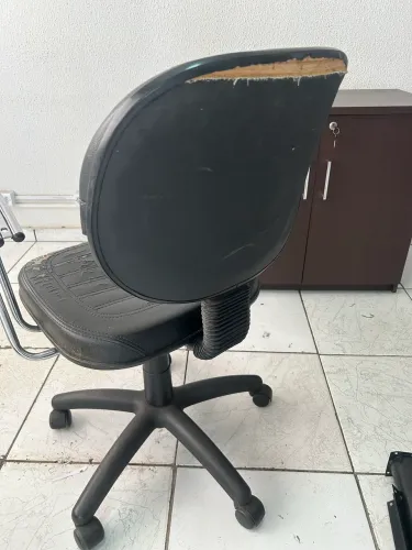 Cadeira para escritório de rodinha