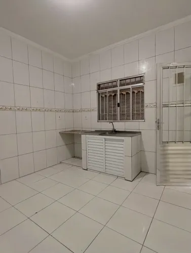 Y15- EXCELENTE CASA A VENDA PARCELADA