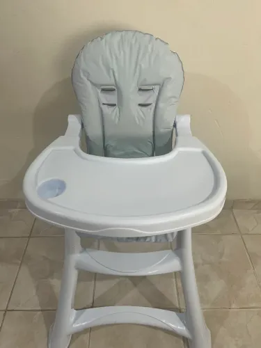 Cadeira de alimentação bebê 