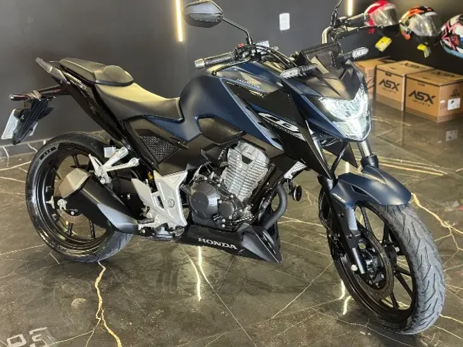 CB 300f Twister ABS 