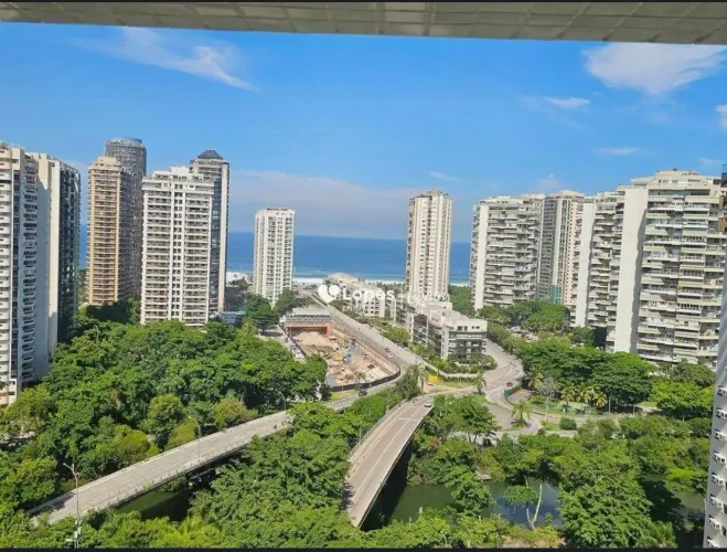 Condomínio San Filippo Apartamento de 2 Quartos, Vista Frontal Mar. Barra da Tijuca/Rj