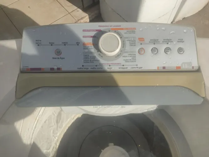 Vende-se máquina de lavar 