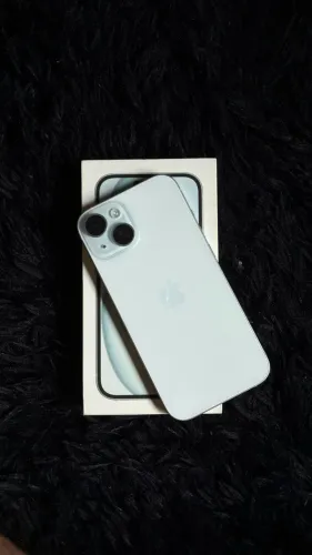 iPhone 15 (defeito chip)