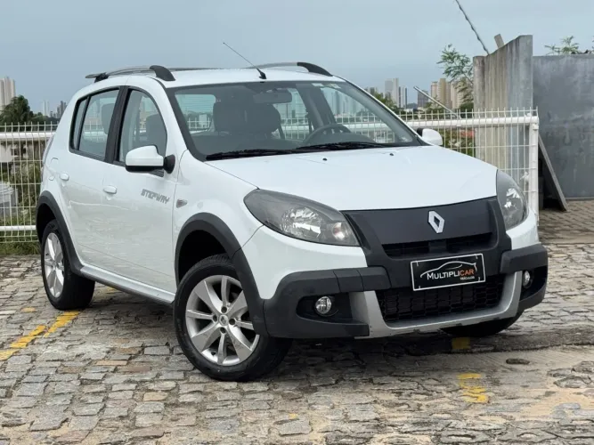 Renault Sandero Stepway Flex 1.6 16V 5P 2014