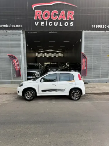 Fiat Uno Sporting 1.4 EVO Fire Flex 8V 4P 2013