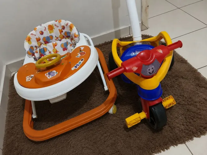 Andador + Motinha Infantil - Motinha Semi Nova - Ótimo Preço!