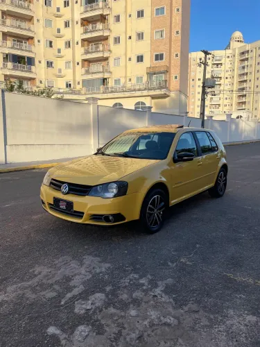 Volkswagen Golf Sportline 1.6 MI Total Flex 8V 4P 2013
