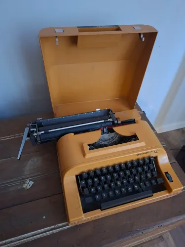 Maquina de escrever Remington 12