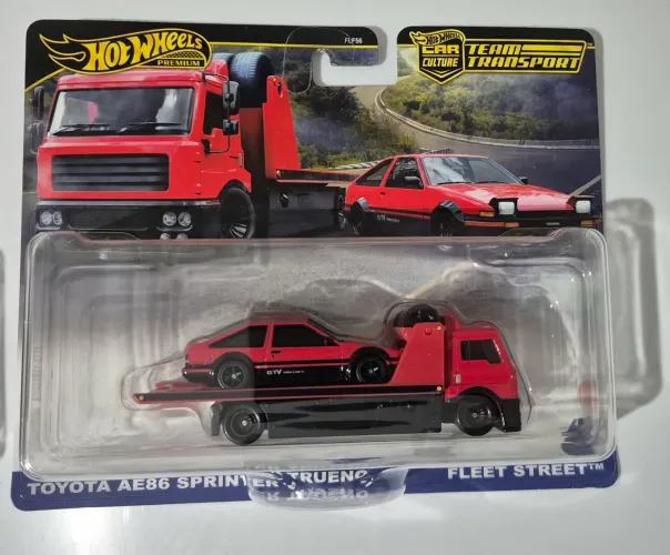 Hotwheels Team transport Toyota