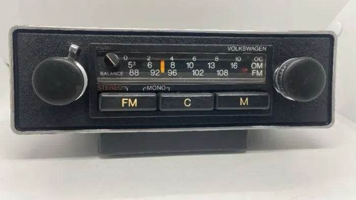 Rádio Automotivo VW Volkswagen Rubi Fusca Gol Vintage (Leia)