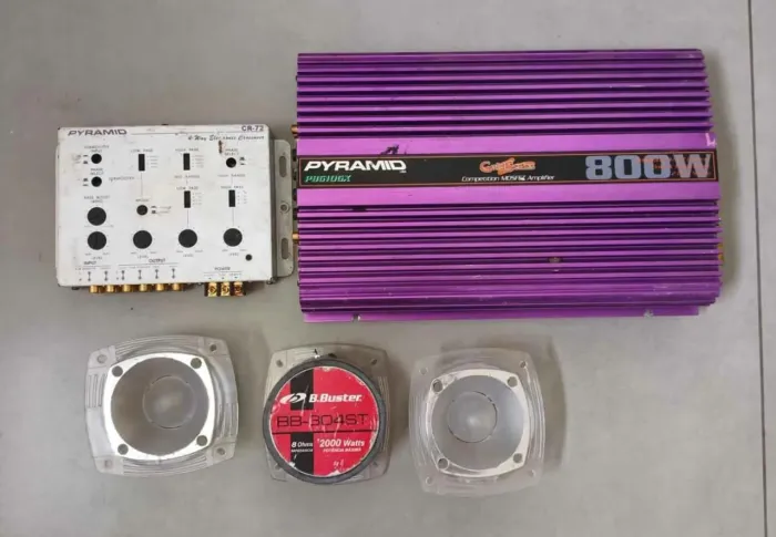 Vendo itens para Som automotivo.