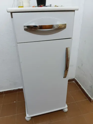 Criado mudo 