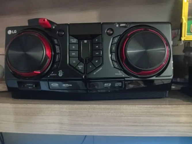 Vendo mini sistem ótimo estado de conservação