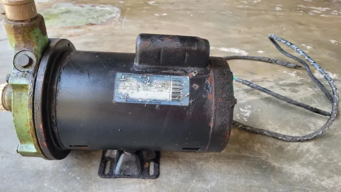 Bomba Schneider Centrífuga 1 1/2 CV 220v