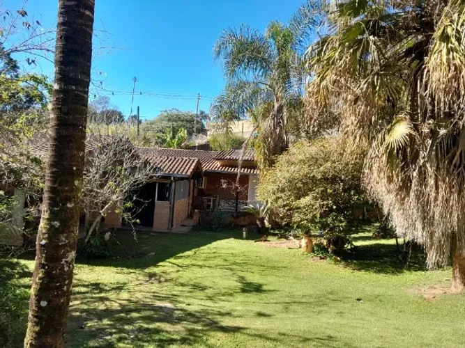 Chácara com 1900mts à Venda em Várzea Paulista - SP