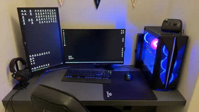 Setup completo (Computador + Monitores e periféricos)