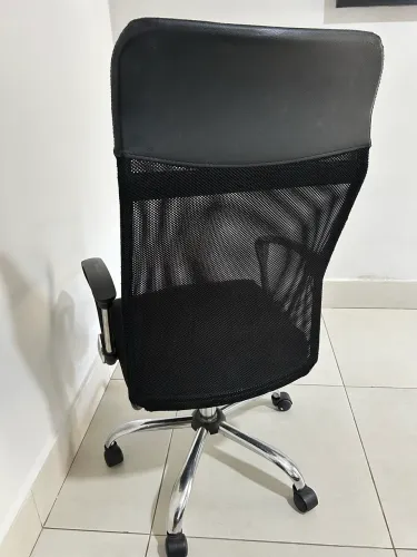 Cadeira de Escritório Presidente Ergonômica com Regulagem - Super Confortável