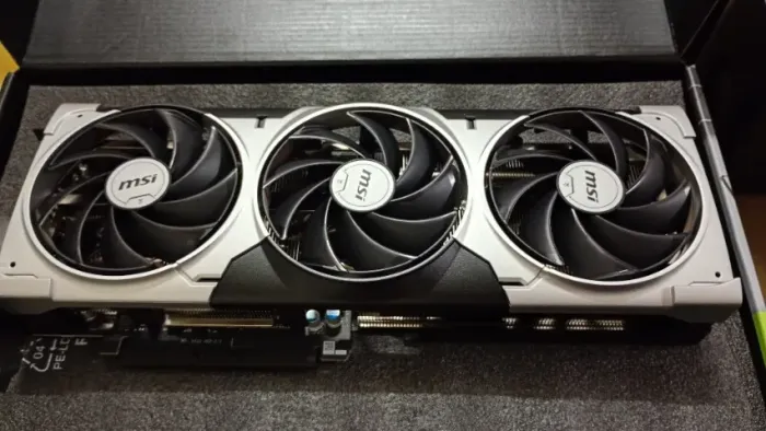 RTX 5070 MSI VENTUS X3 OC EDITION
