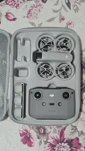 Drone Dji Neo + combo Fly More