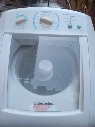 Máquina de lavar Electrolux Turboeconomia 9kg LTE09