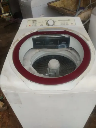 Máquina de lavar roupas Brastemp 11