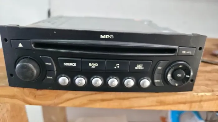 Radio C4 Vtr Original *XT C4 Hatch