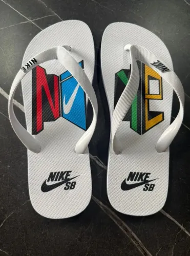 Chinelo Nike