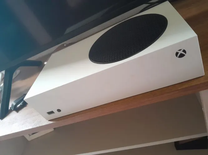 Xbox series S dois controles