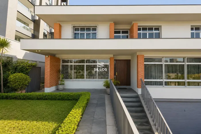 Casa comercial com 700 m² para alugar no Batel em Curitiba