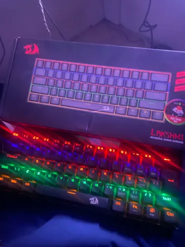 Teclado Redragon Lakshimi Switch Red