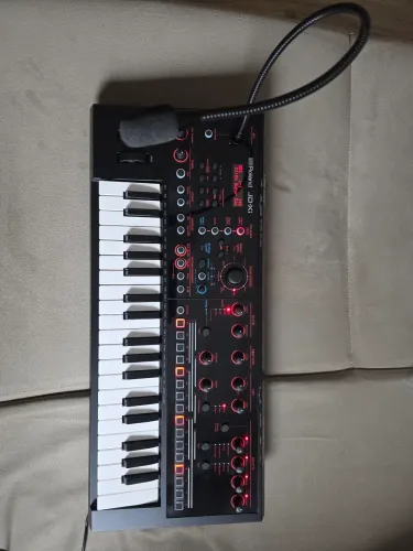Sintetizador Analógico Roland JD XI